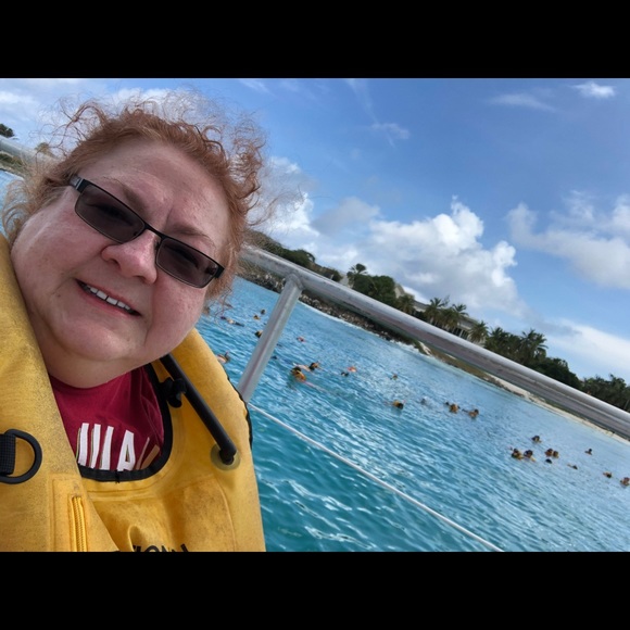 Meet your Posher, Jennell π§³ππβοΈπ§πΉπΉπΌπ΅πΆπ³ - Picture 12 of 16